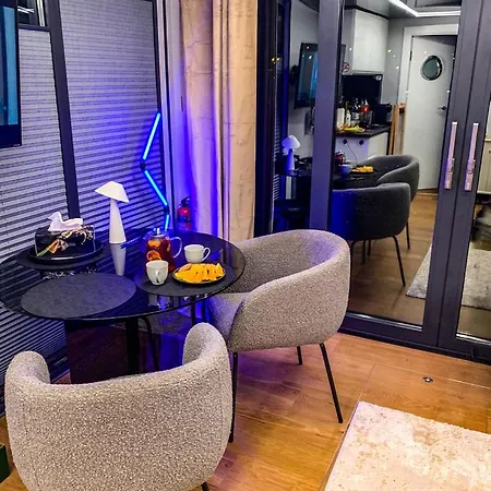 Houseboat - Dom Na Wodzie Πλωτό κατάλυμα Βρότσλαβ