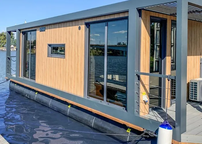 Botel Houseboat - Dom Na Wodzie Vratislav